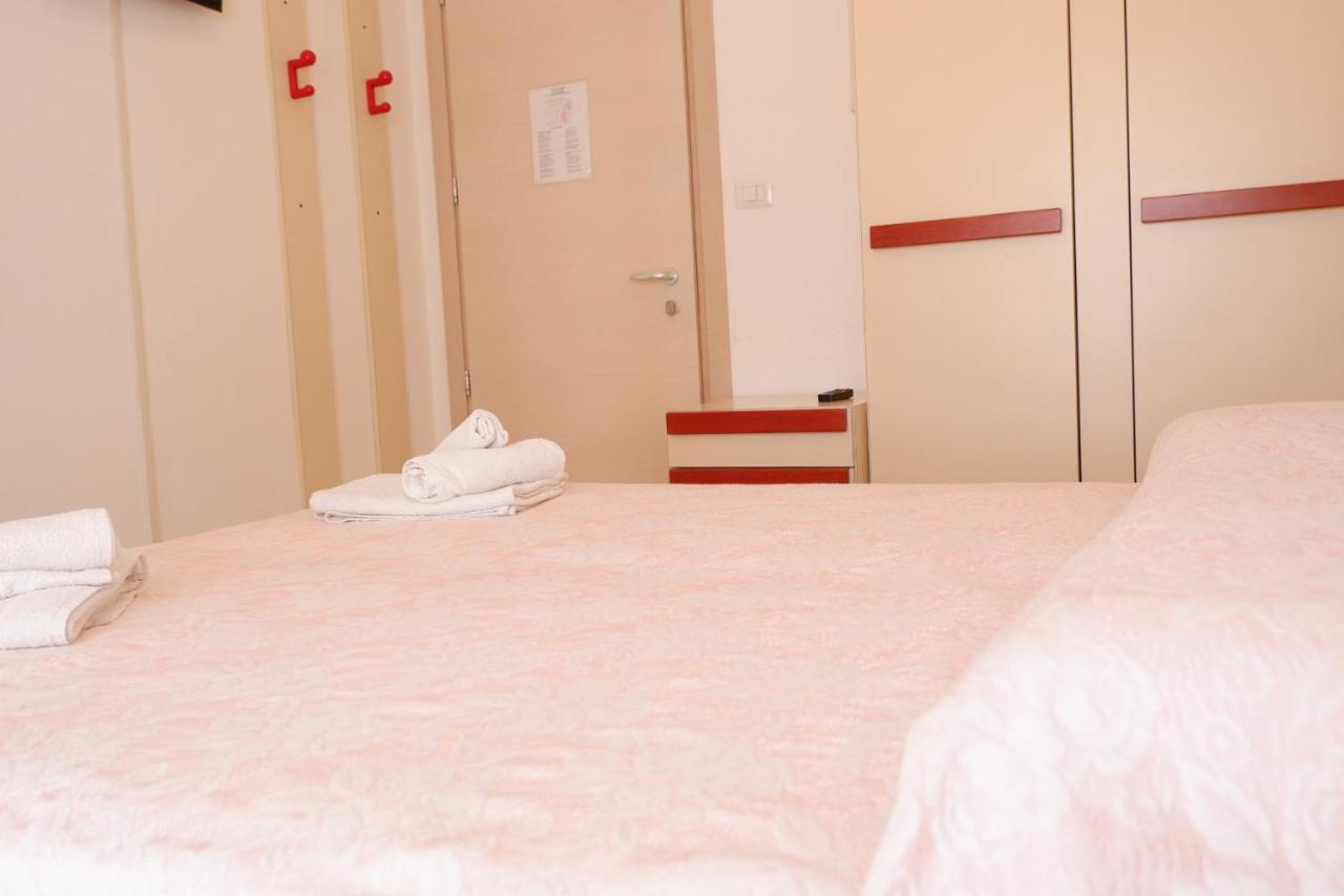 Hotel Due Gemelle Rimini Zewnętrze zdjęcie