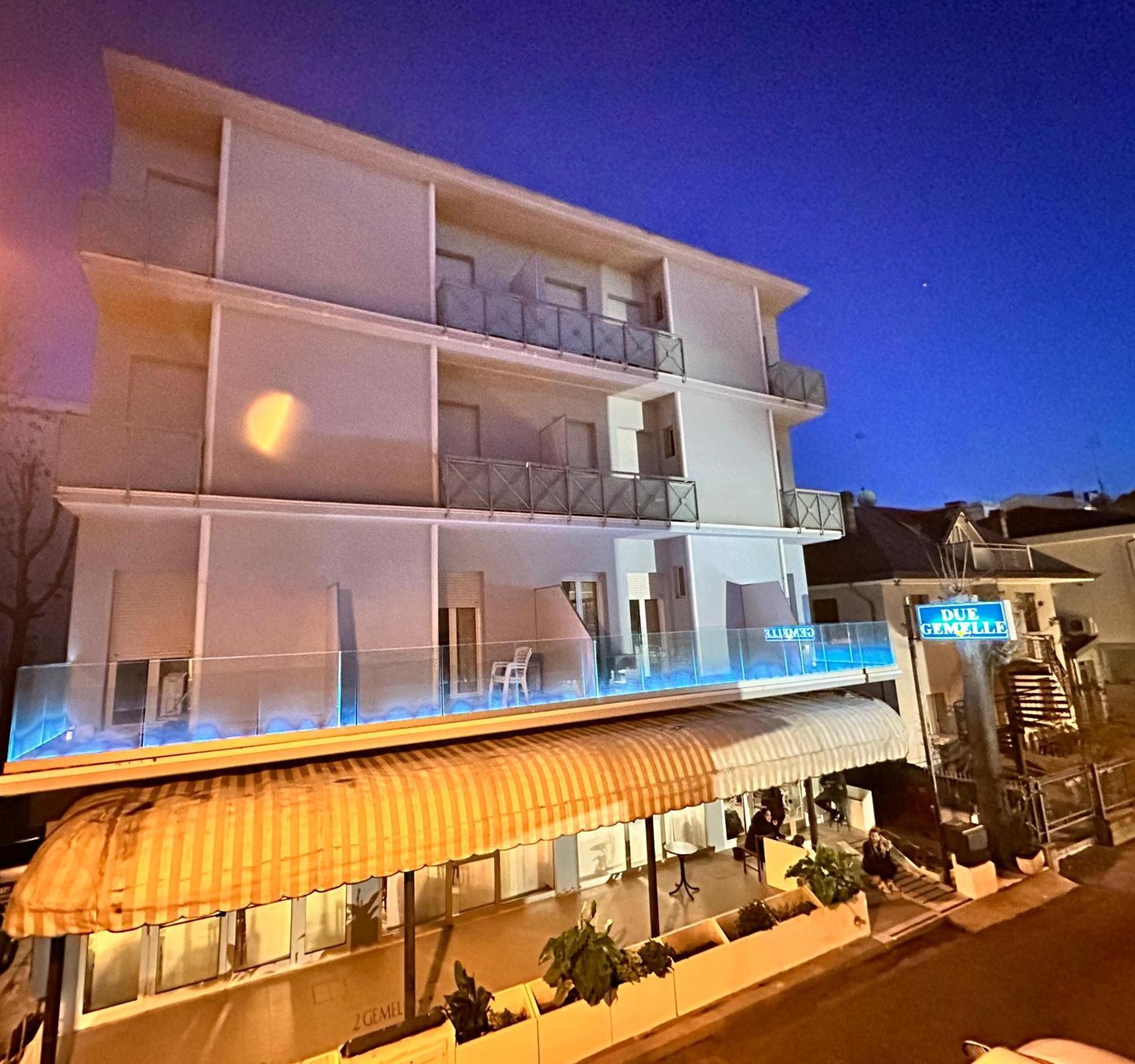 Hotel Due Gemelle Rimini Zewnętrze zdjęcie