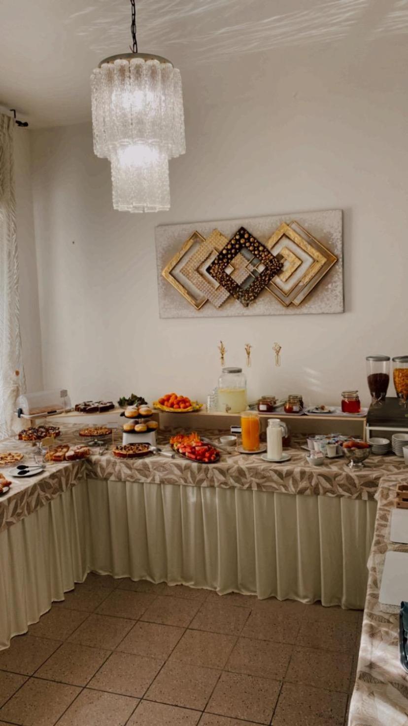 Hotel Due Gemelle Rimini Zewnętrze zdjęcie